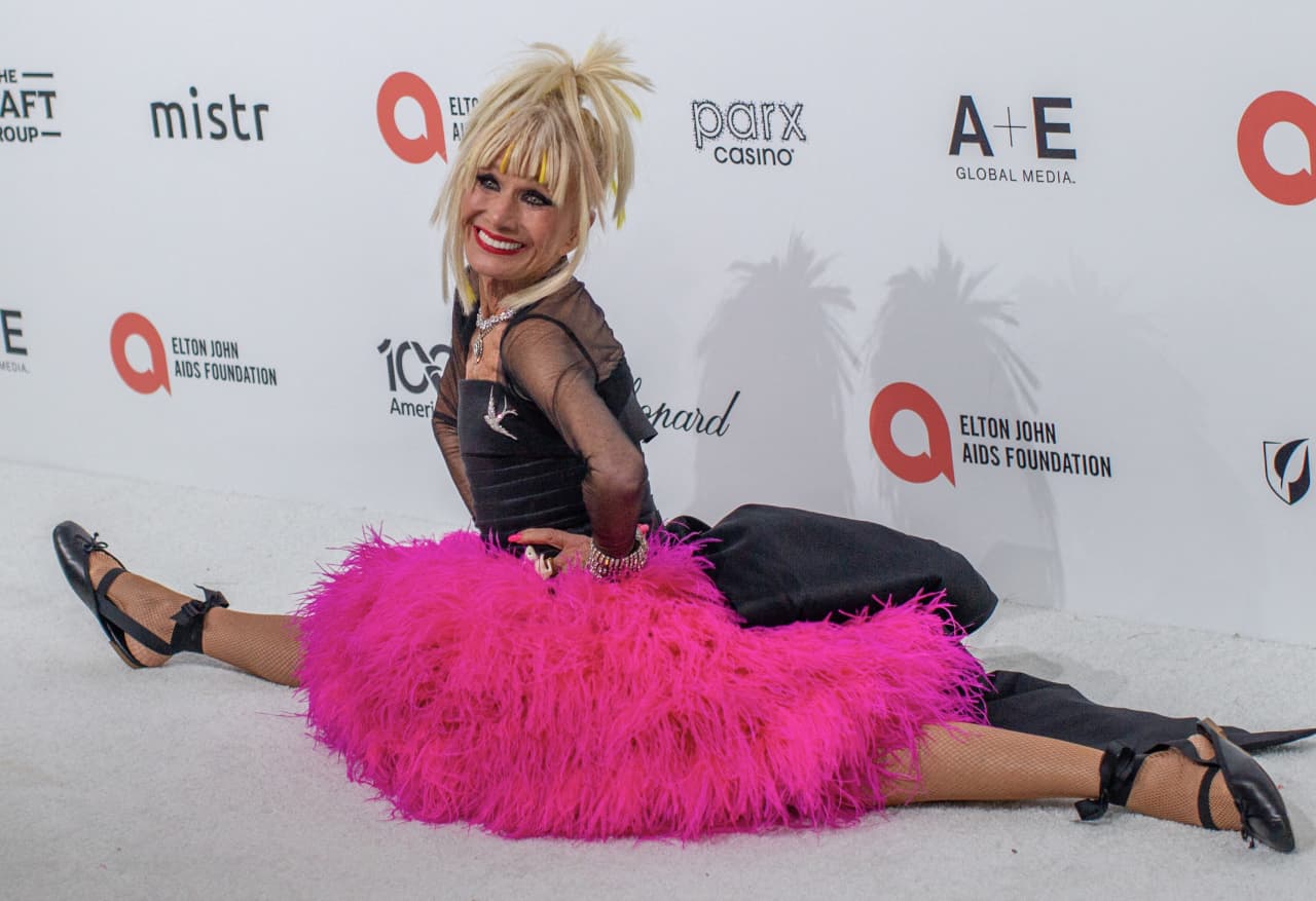 Designer Betsey Johnson takes $7 million SoCal home off the market — Beijing Business news