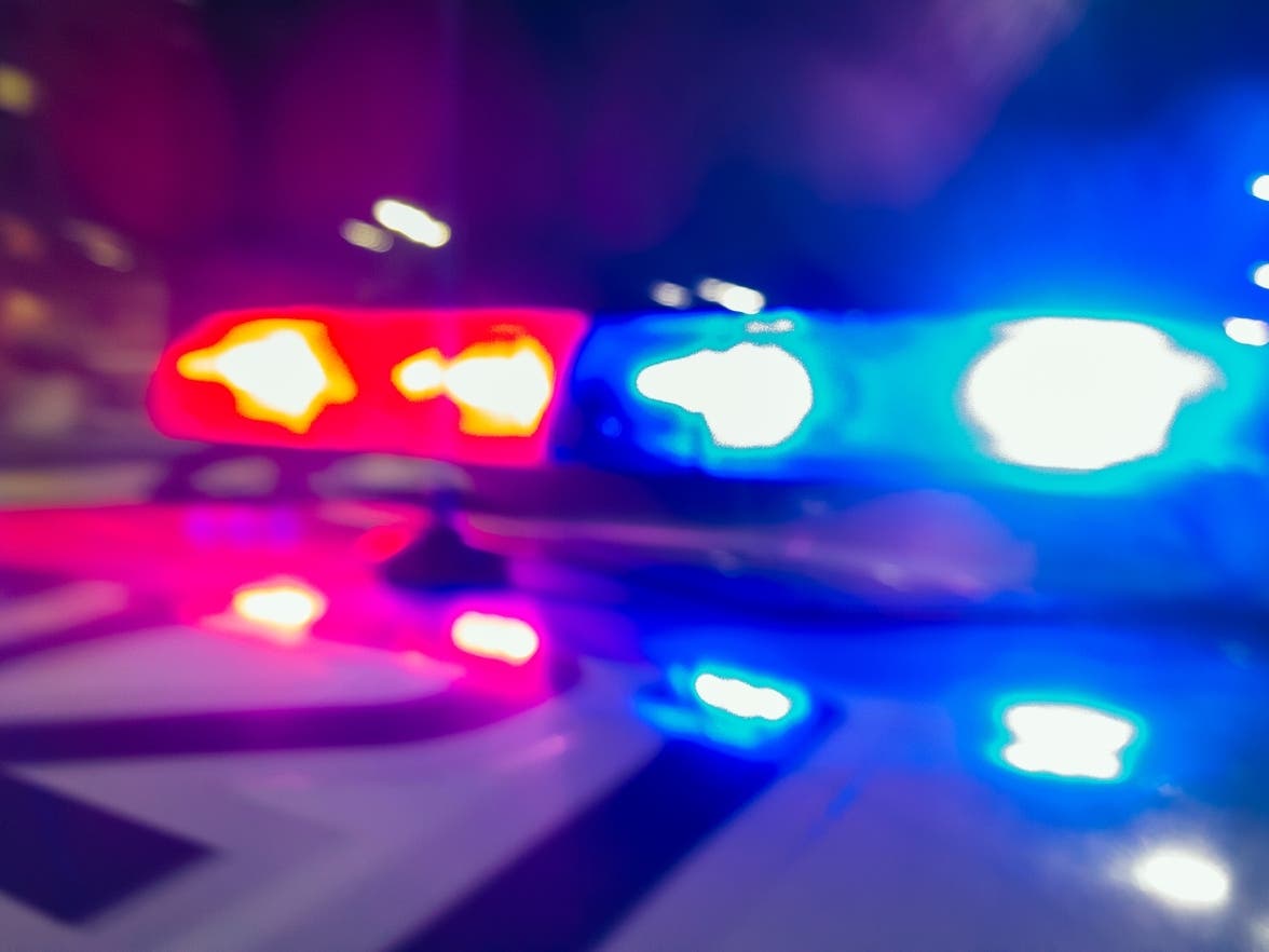 Bradenton Man Dies After SUV Crashes Into Tree In Sarasota County — Sarasota Patch, Beijing Health news